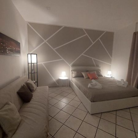 Casa Via Nicotera 14 Villa เนเปิลส์ ภายนอก รูปภาพ